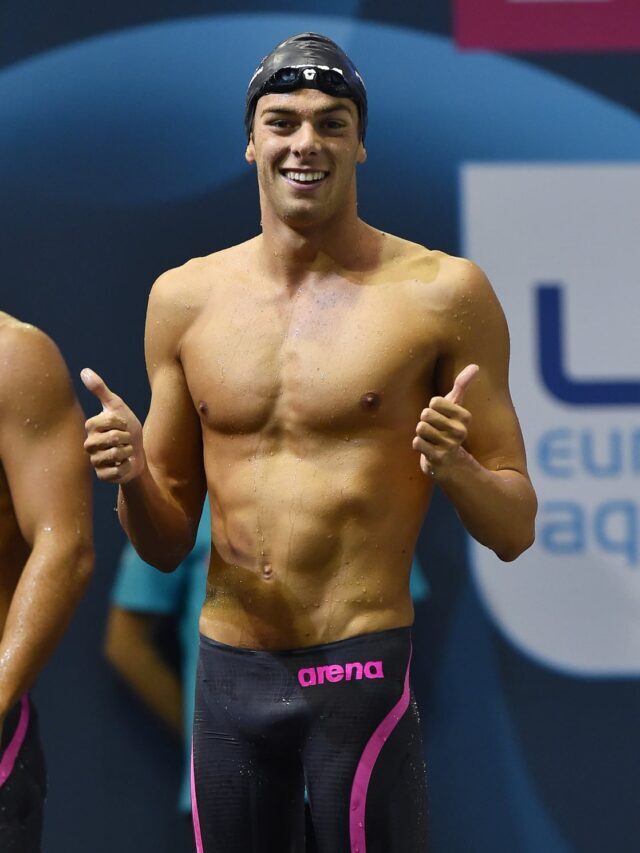 Gregorio Paltrinieri wins in the European Swimming Championships.